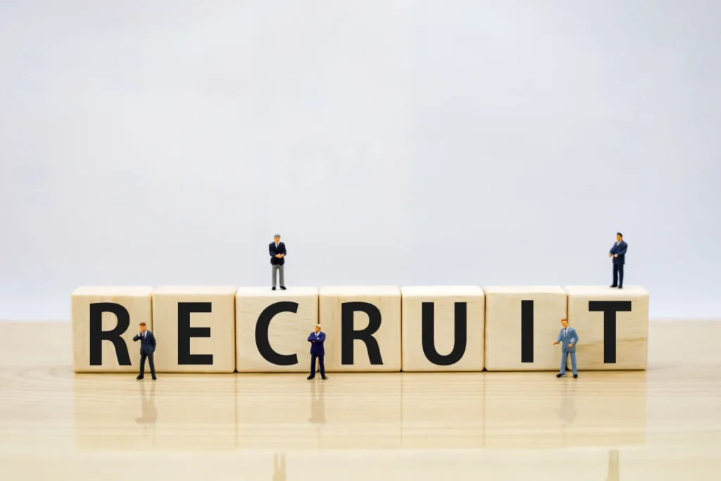よくある質問とRECRUITのイメージ